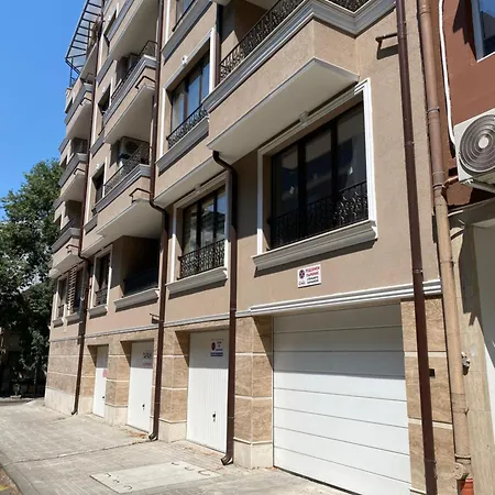 Kashmir Deluxe Apartment With Parking Burgas Exterior photo