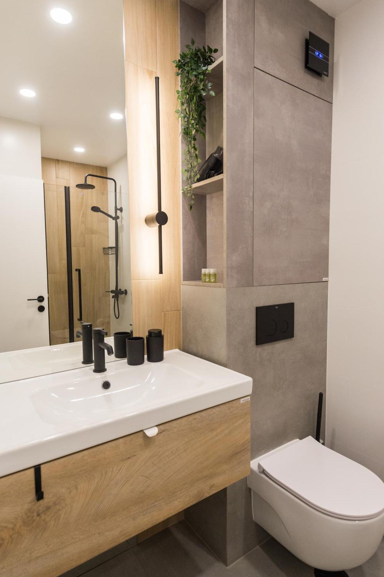 Kashmir Deluxe With Parking Apartament